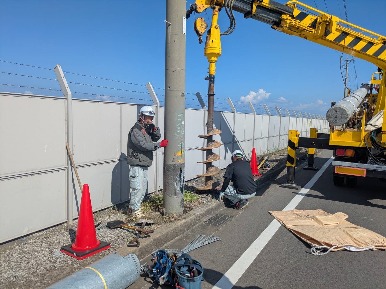 風力発電用送電柱建替工事