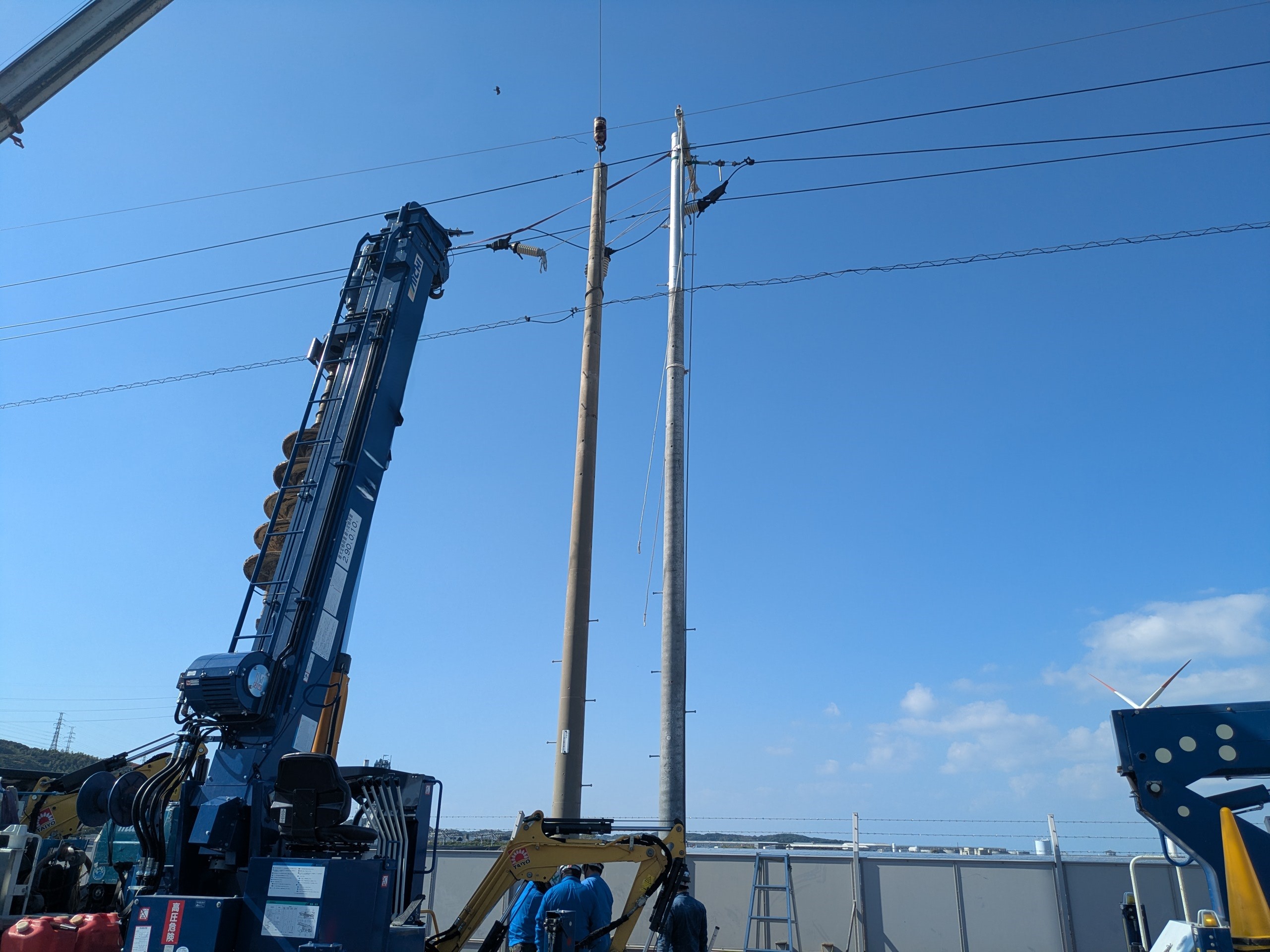 風力発電用送電柱建替工事