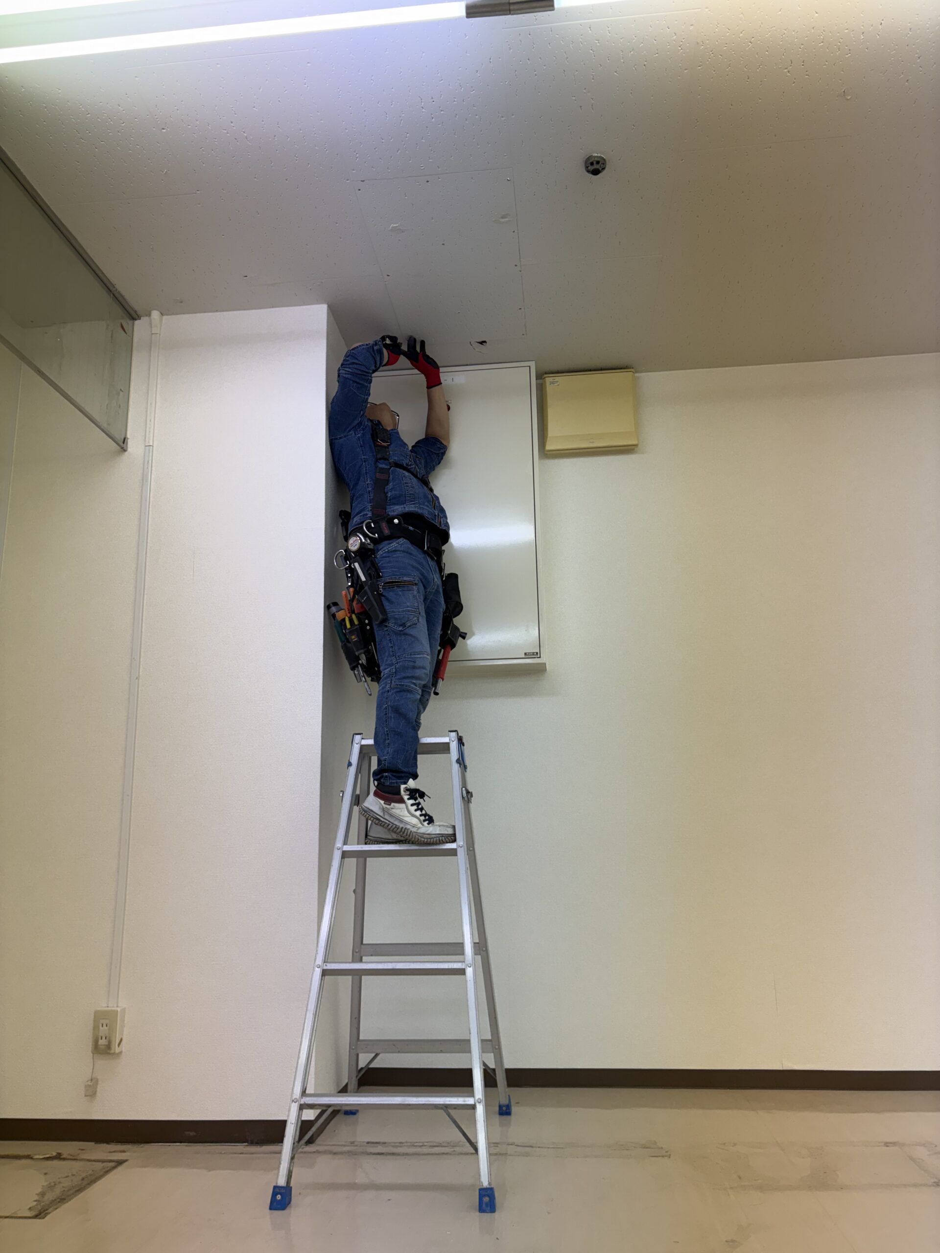 分電盤改装工事①