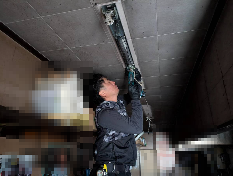 テナントの電灯・コンセント工事